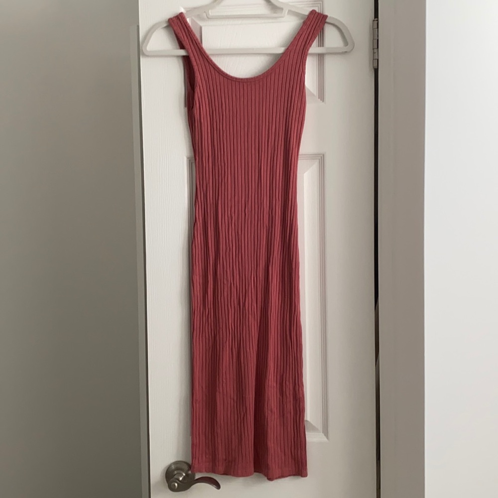 Ribbed Bodycon MIDI Dress